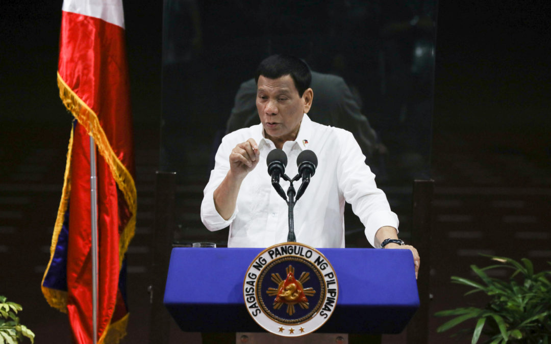 Duterte should follow ‘Bawal Bastos’ Law – de Lima