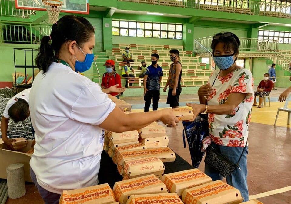 Davao City districts with low COVID-19 cases get 10,000 fried chickens
