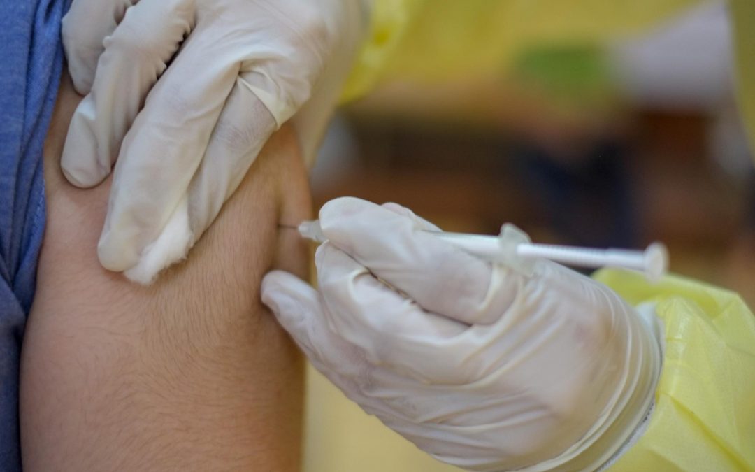 Taguig City resumes Sinovac vaccinations