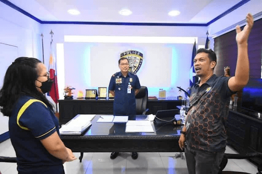 Cebu Defense journos condemn PNP Cybercrime for “sensationalizing” arrest of its president